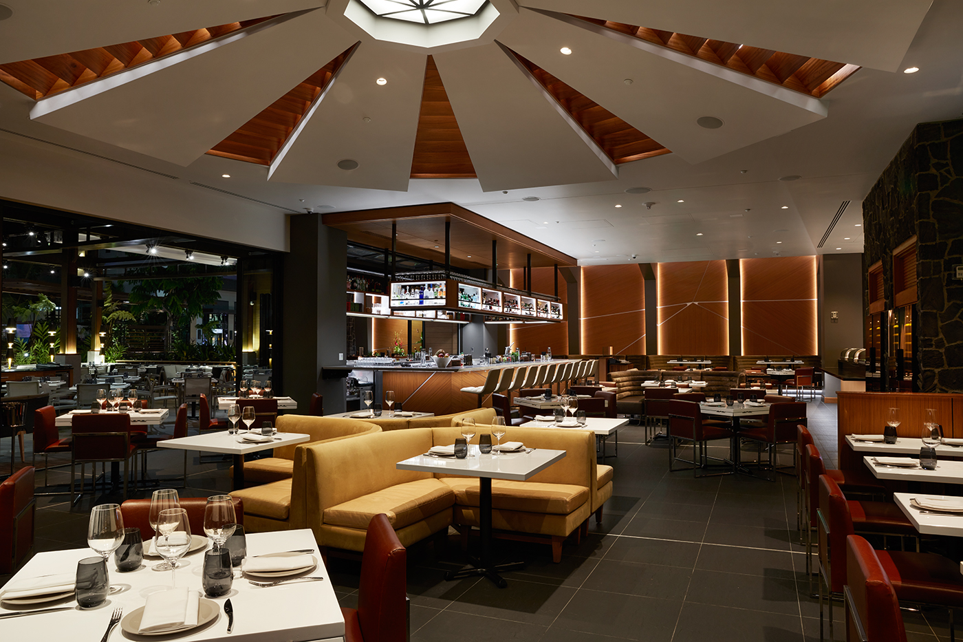 Stripsteak Waikiki Main Dining Room