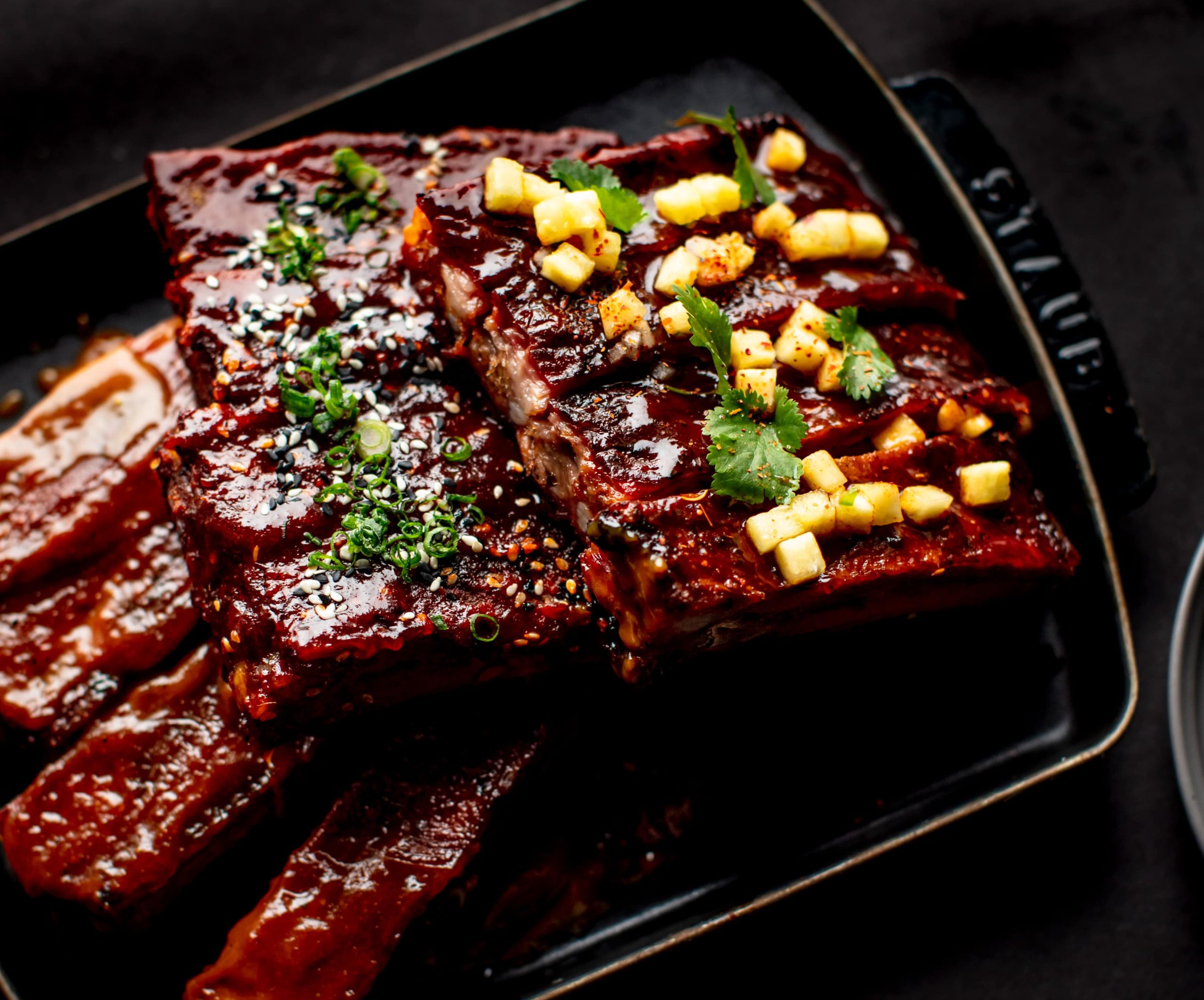 international_smoke_2019_0433-min